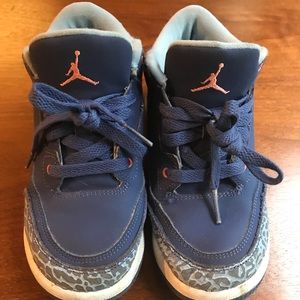 Girl Jordan’s size 1Y